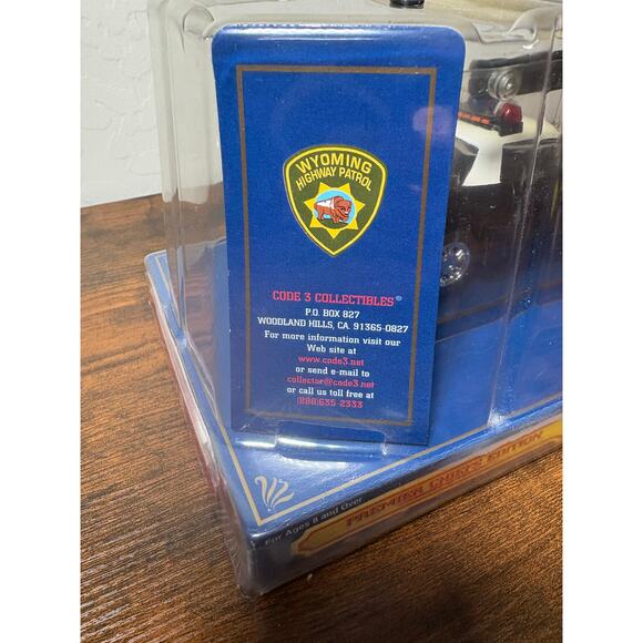 Code 3 Wyoming State Model Police Car Die Cast Model 1:24- Patch- New in Box - Picture 5 of 6
